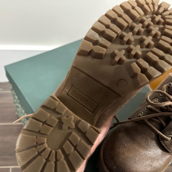 Softmoc Oxford Heels - Picture 2 of 4